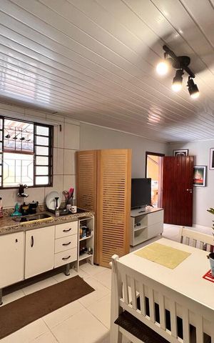 Casa à venda com 270m², 5 quartos e 1 vaga Casa à venda com 270m², 5 quartos e 1 vagaCasa 3 - Cozinha