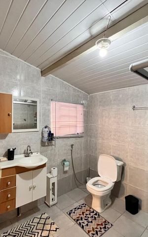 Casa à venda com 270m², 5 quartos e 1 vaga Casa à venda com 270m², 5 quartos e 1 vagaCasa 3 - Banheiro