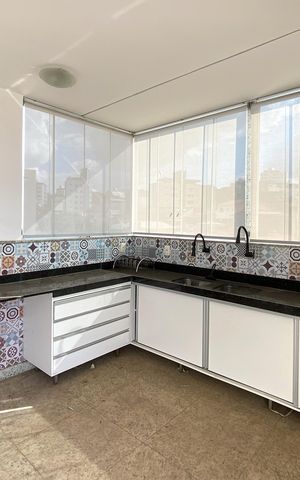 Apartamento à venda com 160m², 3 quartos e 3 vagas Apartamento à venda com 160m², 3 quartos e 3 vagasEspaço Gourmet