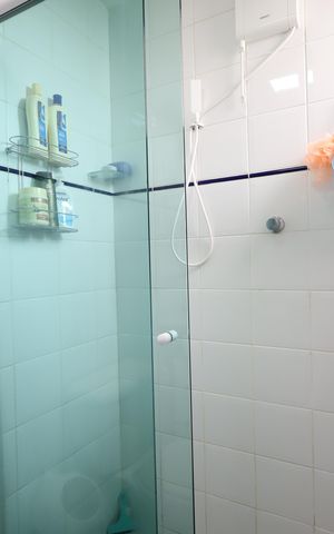 Apartamento à venda com 72m², 3 quartos e 2 vagasBanheiro da Suíte