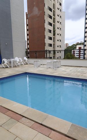 Apartamento à venda com 72m², 3 quartos e 2 vagasÁrea comum - Piscina