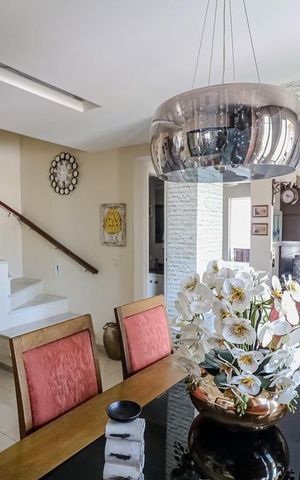 Apartamento à venda com 169m², 3 quartos e 2 vagas Apartamento à venda com 169m², 3 quartos e 2 vagasSala