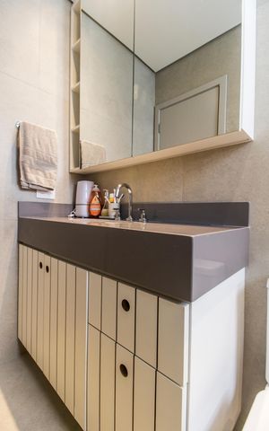 Apartamento à venda com 168m², 3 quartos e 2 vagas Apartamento à venda com 168m², 3 quartos e 2 vagasBanheiro da Suíte 2
