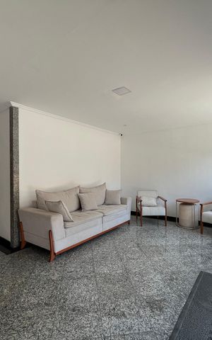 Apartamento à venda com 161m², 4 quartos e 2 vagas Apartamento à venda com 161m², 4 quartos e 2 vagasHall