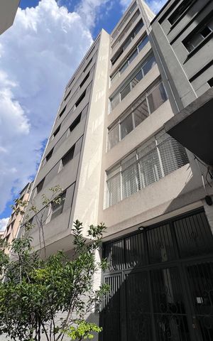 Apartamento à venda com 157m², 3 quartos e 1 vaga Apartamento à venda com 157m², 3 quartos e 1 vagaFachada
