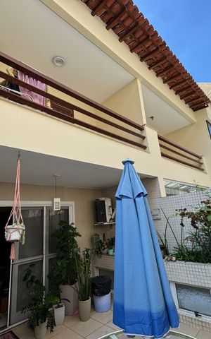 Casa de condomínio à venda com 200m², 3 quartos e 2 vagasVaranda da sala