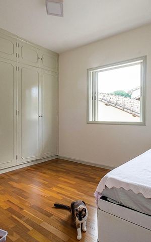 Casa à venda com 526m², 4 quartos e 4 vagas Casa à venda com 526m², 4 quartos e 4 vagasQuarto 3