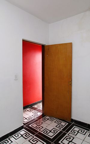 Casa à venda com 80m², 3 quartos e sem vagaSuíte