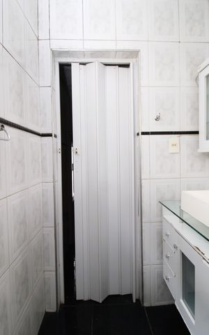 Casa à venda com 80m², 3 quartos e sem vagaBanheiro da Suíte