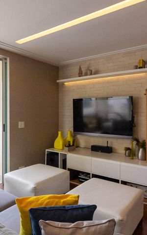 Apartamento à venda com 218m², 4 quartos e 4 vagas Apartamento à venda com 218m², 4 quartos e 4 vagasSala