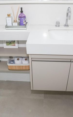 Apartamento à venda com 85m², 2 quartos e 2 vagas Apartamento à venda com 85m², 2 quartos e 2 vagasBanheiro Social