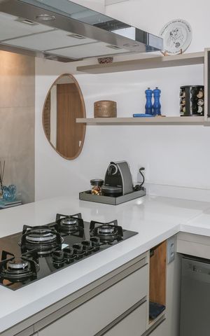Apartamento à venda com 85m², 2 quartos e 2 vagas Apartamento à venda com 85m², 2 quartos e 2 vagasCozinha e Área de Serviço
