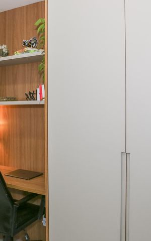 Apartamento à venda com 85m², 2 quartos e 2 vagas Apartamento à venda com 85m², 2 quartos e 2 vagasEscritório