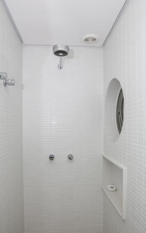 Apartamento à venda com 85m², 2 quartos e 2 vagas Apartamento à venda com 85m², 2 quartos e 2 vagasBanheiro Social