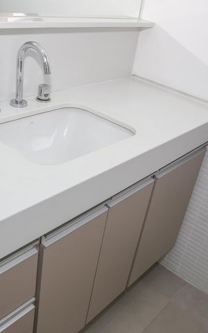 Apartamento à venda com 85m², 2 quartos e 2 vagas Apartamento à venda com 85m², 2 quartos e 2 vagasBanheiro da Suíte