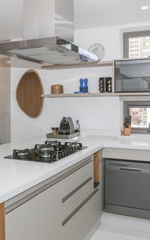 Apartamento à venda com 85m², 2 quartos e 2 vagas Apartamento à venda com 85m², 2 quartos e 2 vagasCozinha e Área de Serviço