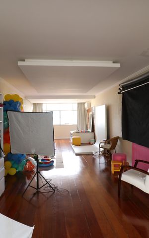 Casa à venda com 333m², 5 quartos e 4 vagasSala 1