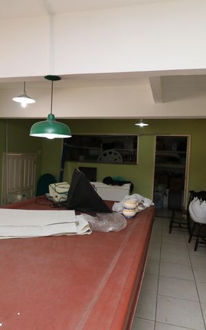 Casa à venda com 333m², 5 quartos e 4 vagasSalão de Festas