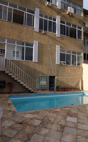 Casa à venda com 333m², 5 quartos e 4 vagasÁrea da Piscina