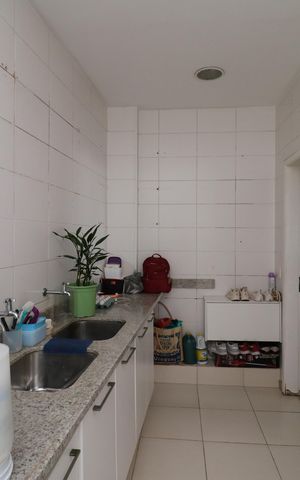 Casa à venda com 333m², 5 quartos e 4 vagasÁrea de Serviço 2