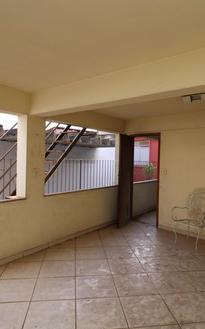 Casa à venda com 333m², 5 quartos e 4 vagasÁrea de Serviço 1