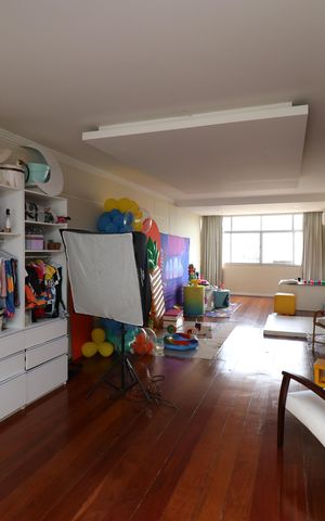 Casa à venda com 333m², 5 quartos e 4 vagasSala 1