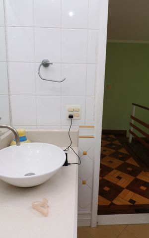 Casa à venda com 333m², 5 quartos e 4 vagasBanheiro Social