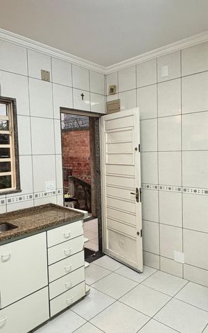 Casa à venda com 160m², 2 quartos e 1 vaga Casa à venda com 160m², 2 quartos e 1 vagaCozinha