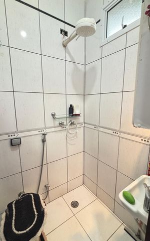 Casa à venda com 160m², 2 quartos e 1 vaga Casa à venda com 160m², 2 quartos e 1 vagaBanheiro da Suíte 1
