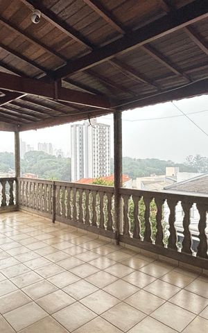 Casa à venda com 160m², 2 quartos e 1 vaga Casa à venda com 160m², 2 quartos e 1 vagaCobertura