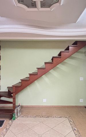 Casa à venda com 160m², 2 quartos e 1 vaga Casa à venda com 160m², 2 quartos e 1 vagaSala