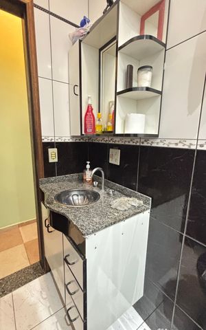 Casa à venda com 160m², 2 quartos e 1 vaga Casa à venda com 160m², 2 quartos e 1 vagaBanheiro