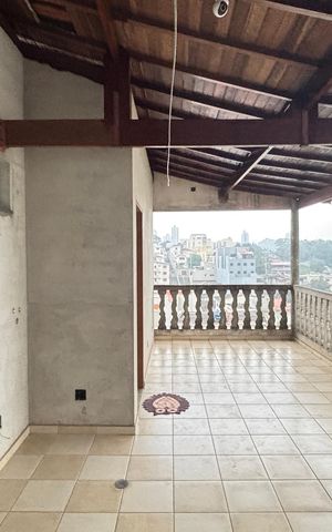 Casa à venda com 160m², 2 quartos e 1 vaga Casa à venda com 160m², 2 quartos e 1 vagaCobertura