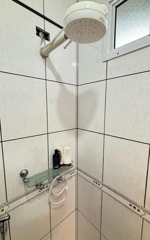 Casa à venda com 160m², 2 quartos e 1 vaga Casa à venda com 160m², 2 quartos e 1 vagaBanheiro da Suíte 1