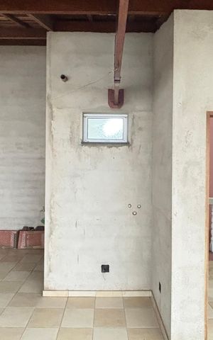 Casa à venda com 160m², 2 quartos e 1 vaga Casa à venda com 160m², 2 quartos e 1 vagaCobertura