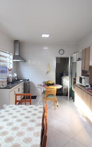 Casa à venda com 257m², 3 quartos e 2 vagasCozinha