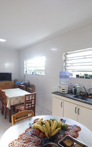 Casa à venda com 257m², 3 quartos e 2 vagasCozinha