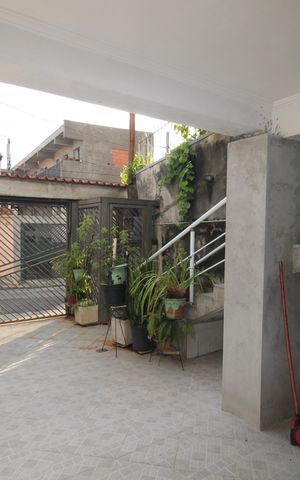 Casa à venda com 257m², 3 quartos e 2 vagasGaragem