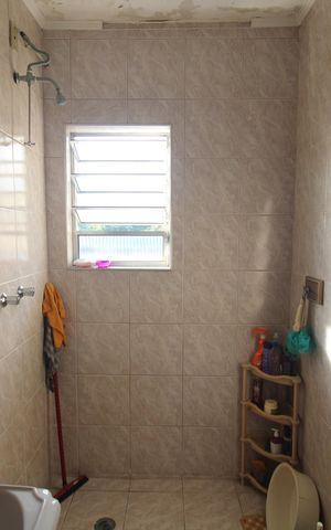 Casa à venda com 257m², 3 quartos e 2 vagasBanheiro 2