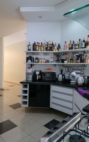 Casa à venda com 300m², 3 quartos e 4 vagasCozinha