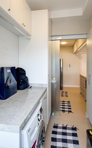 Apartamento à venda com 100m², 3 quartos e 2 vagas Apartamento à venda com 100m², 3 quartos e 2 vagasÁrea de Serviço