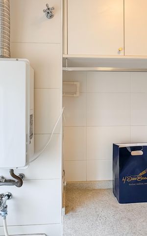 Apartamento à venda com 100m², 3 quartos e 2 vagas Apartamento à venda com 100m², 3 quartos e 2 vagasÁrea de Serviço