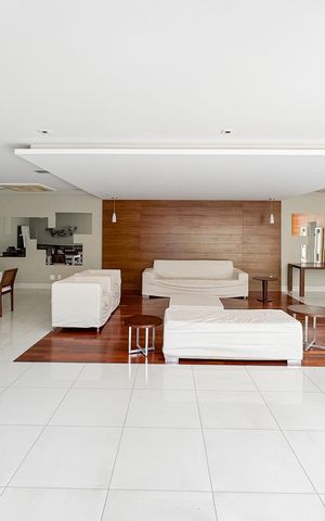 Apartamento à venda com 100m², 3 quartos e 2 vagas Apartamento à venda com 100m², 3 quartos e 2 vagasSalão de Festas