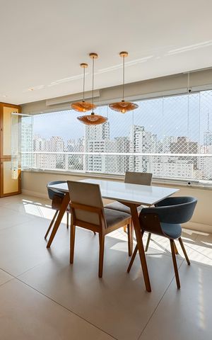 Apartamento à venda com 100m², 3 quartos e 2 vagas Apartamento à venda com 100m², 3 quartos e 2 vagasVaranda da Sala