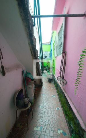 Casa à venda com 130m², 4 quartos e sem vaga