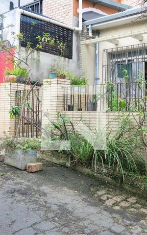 Casa à venda com 130m², 4 quartos e sem vaga