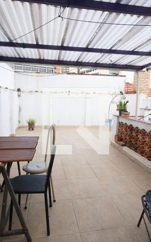 Casa à venda com 130m², 4 quartos e sem vaga