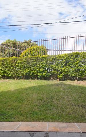 Casa à venda com 153m², 3 quartos e 2 vagas Casa à venda com 153m², 3 quartos e 2 vagasVista do Quarto 2