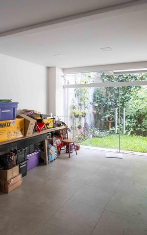 Casa à venda com 240m², 3 quartos e 4 vagasDepósito