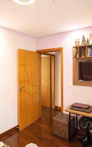 Casa à venda com 240m², 3 quartos e 4 vagasQuarto 2